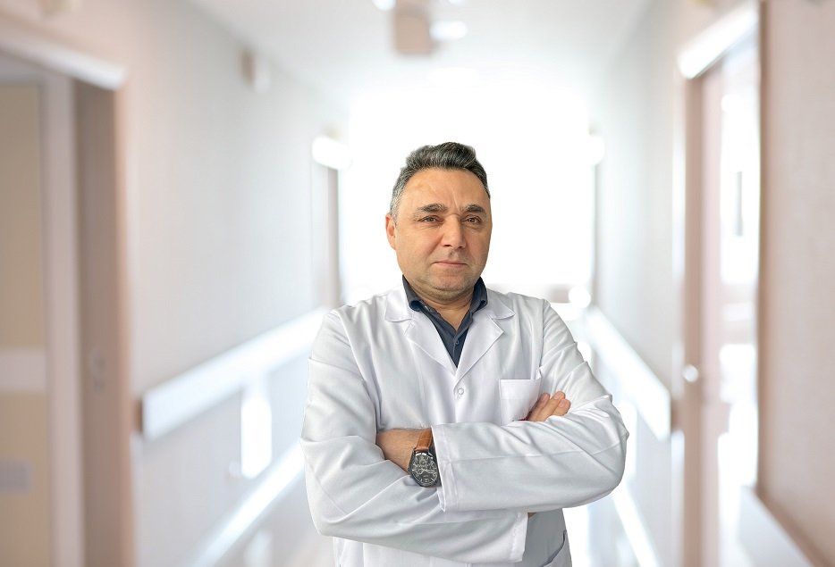 Kardiyoloji Uzmanı Dr. Ender Özal,