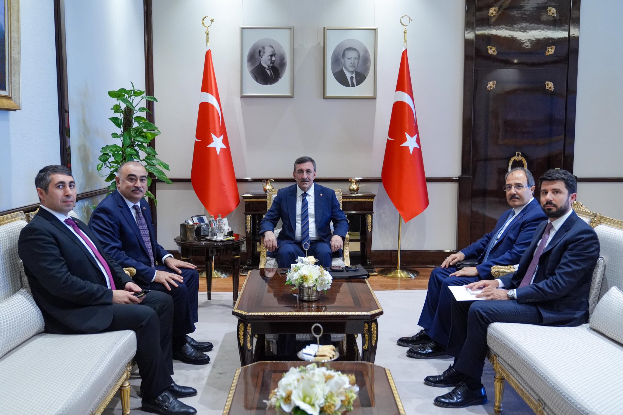 Cumhurbaşkanı Yardımcısı Cevdet Yılmaz, görev