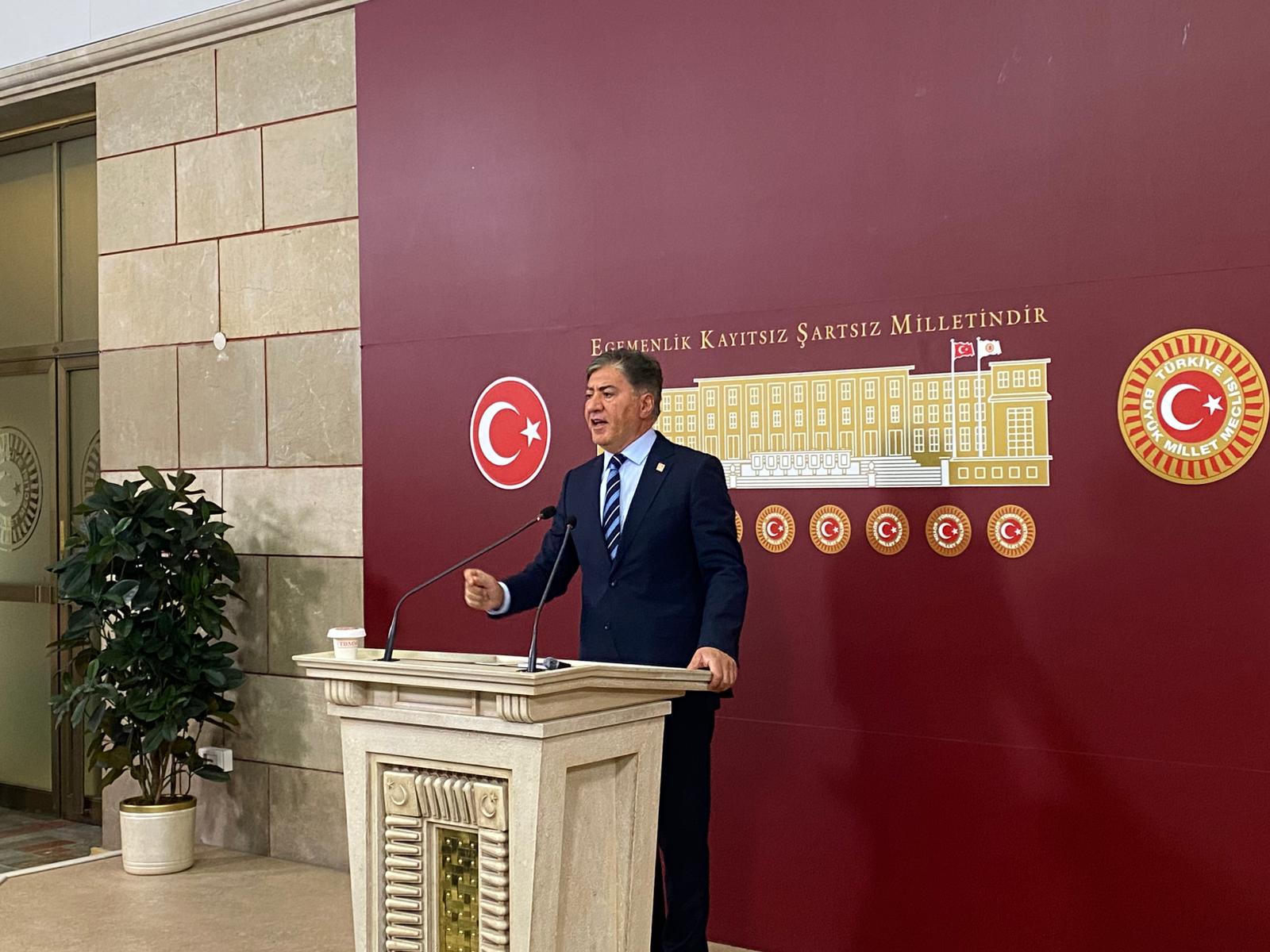 CHP Grup Başkanvekili Murat Emir,