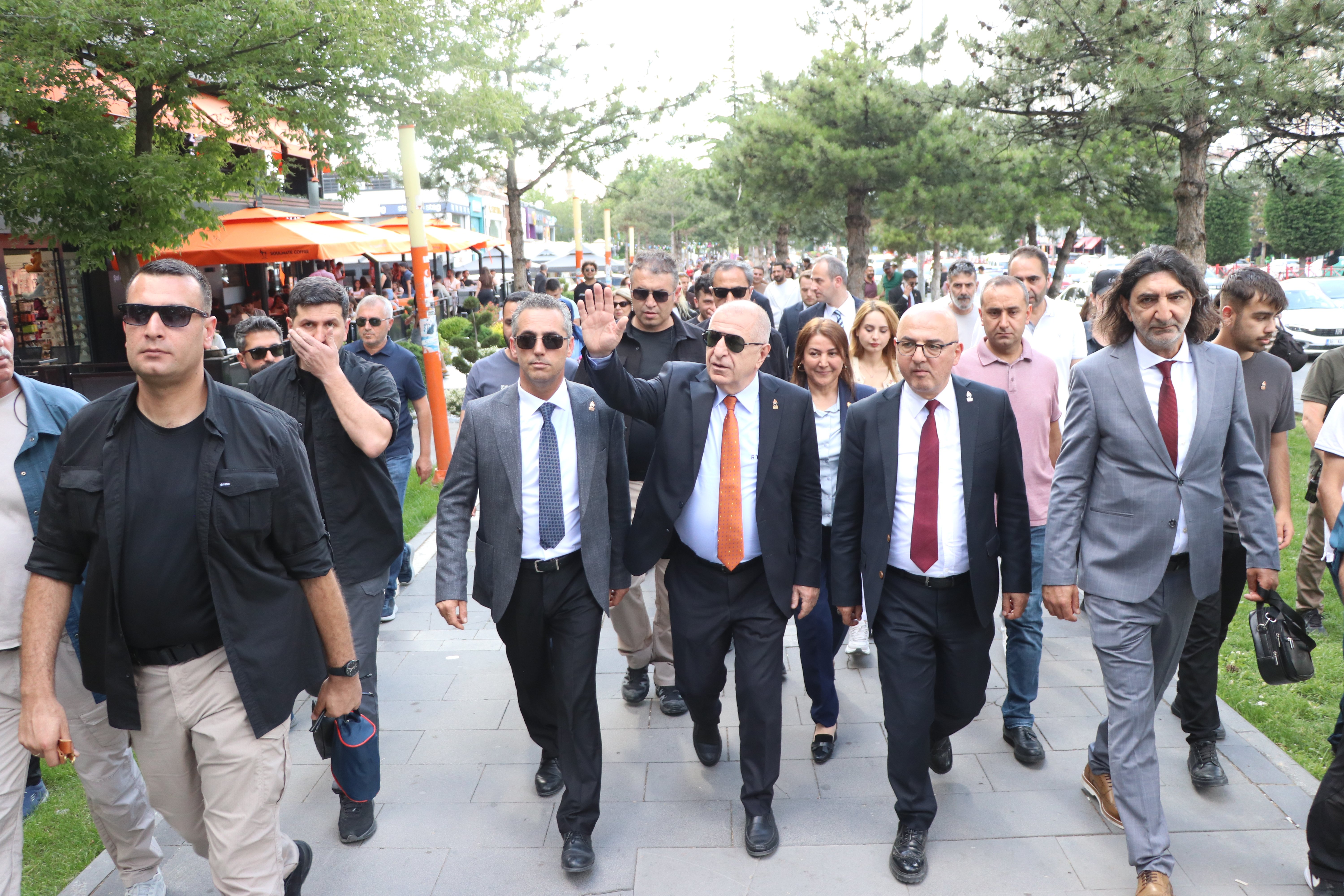 Zafer Partisi Genel Başkanı Ümit