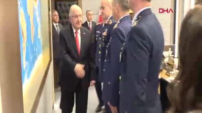 Milli Savunma Bakanı Yaşar Güler,