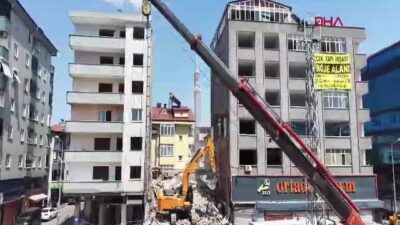 Gebze'de 4 kişinin öldüğü bina