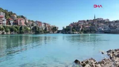 Bartın Amasra'da tarihi Direkli Kaya,