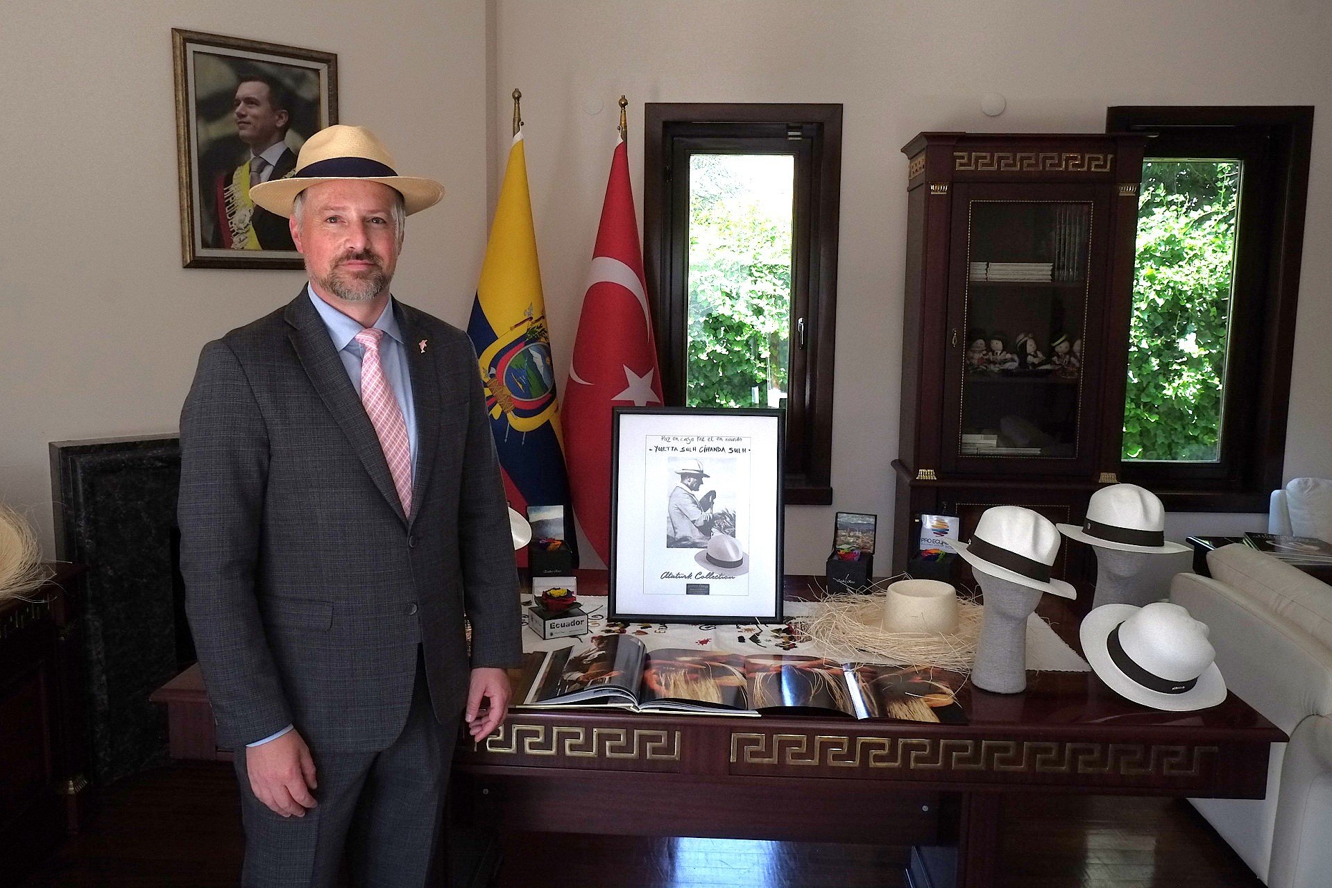 Ekvador Büyükelçisi Pedro Vintimilla Vega,