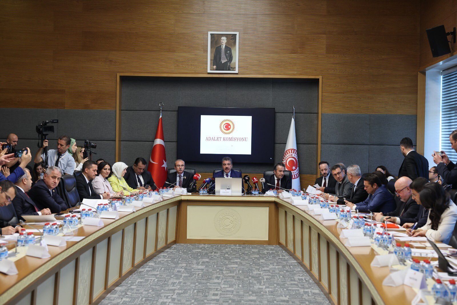 TBMM Adalet Komisyonu, suça sürüklenen