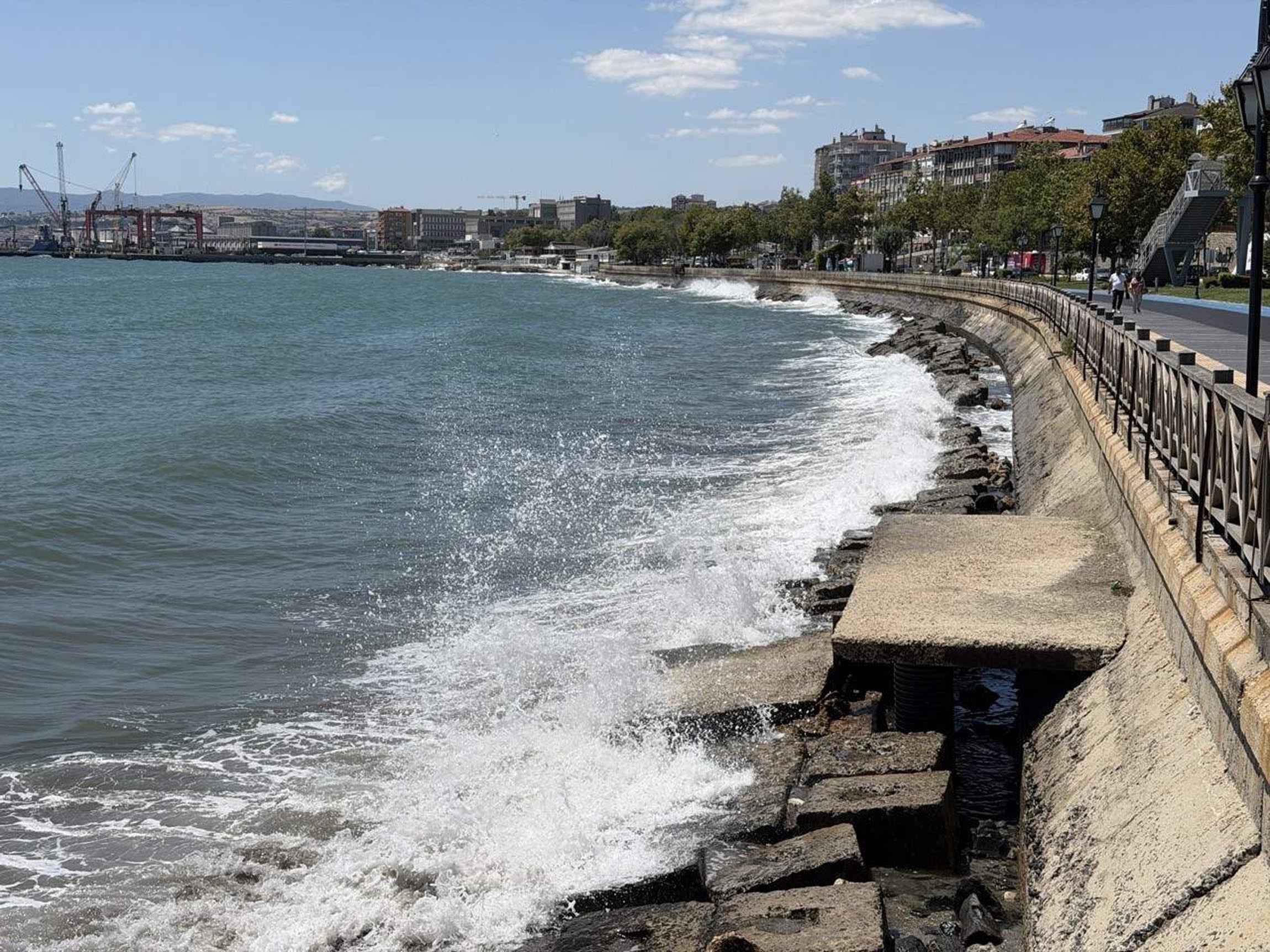 Marmara Denizi'nde etkili olan kuvvetli