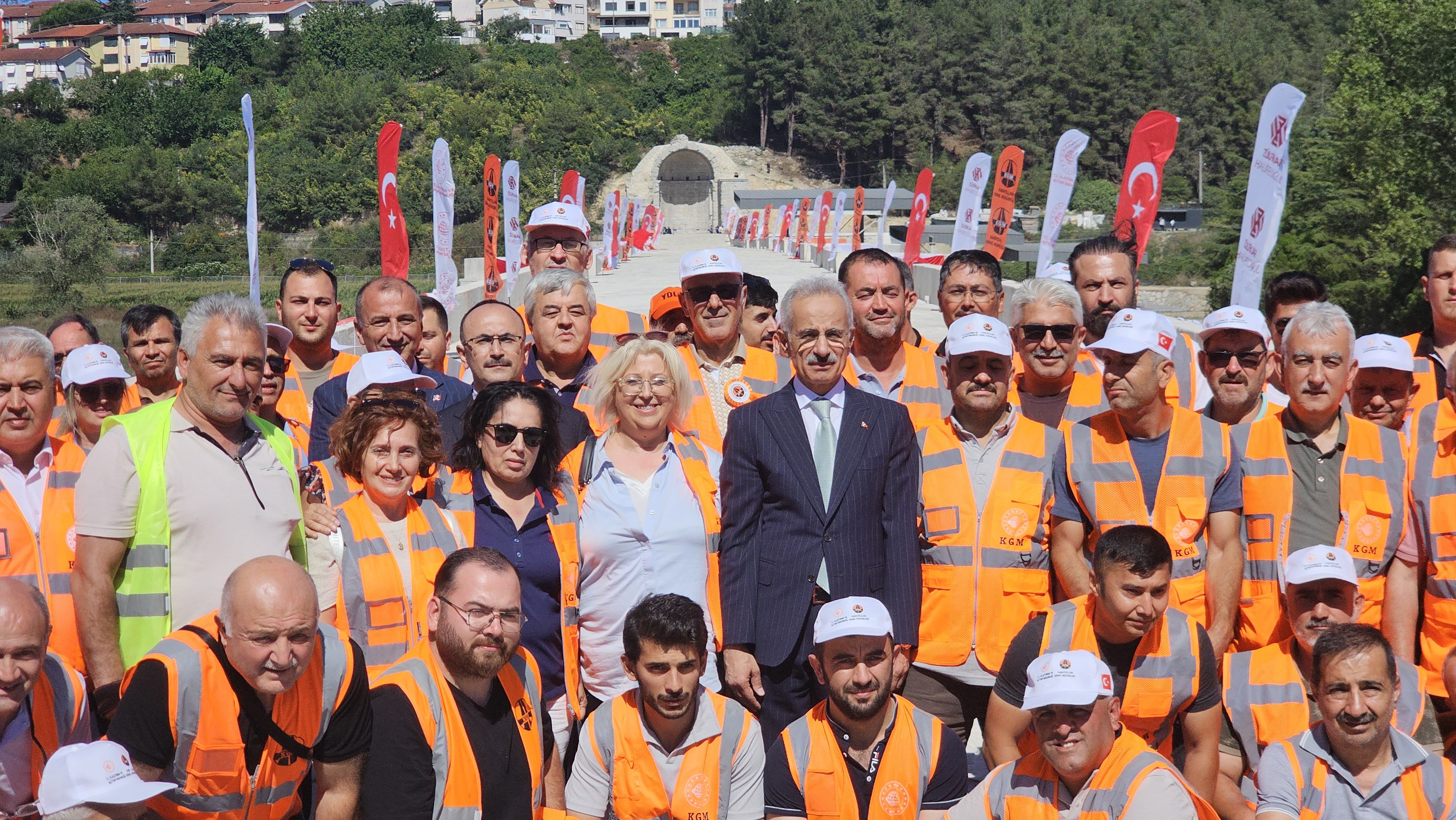 Ulaştırma ve Altyapı Bakanı Abdulkadir