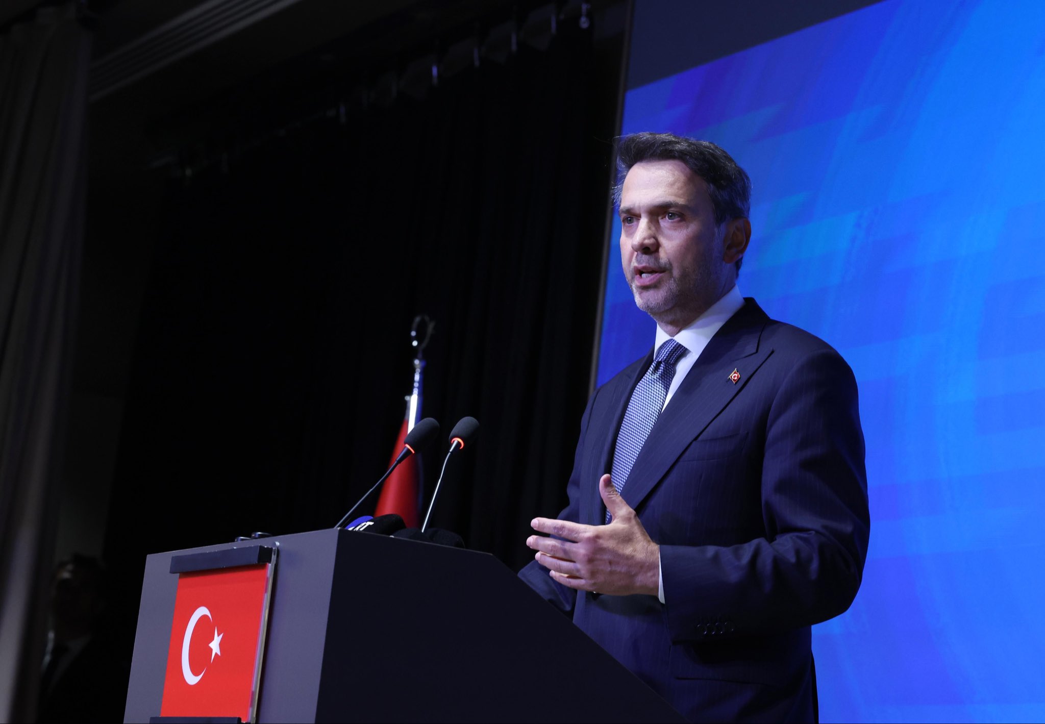 Enerji ve Tabii Kaynaklar Bakanı