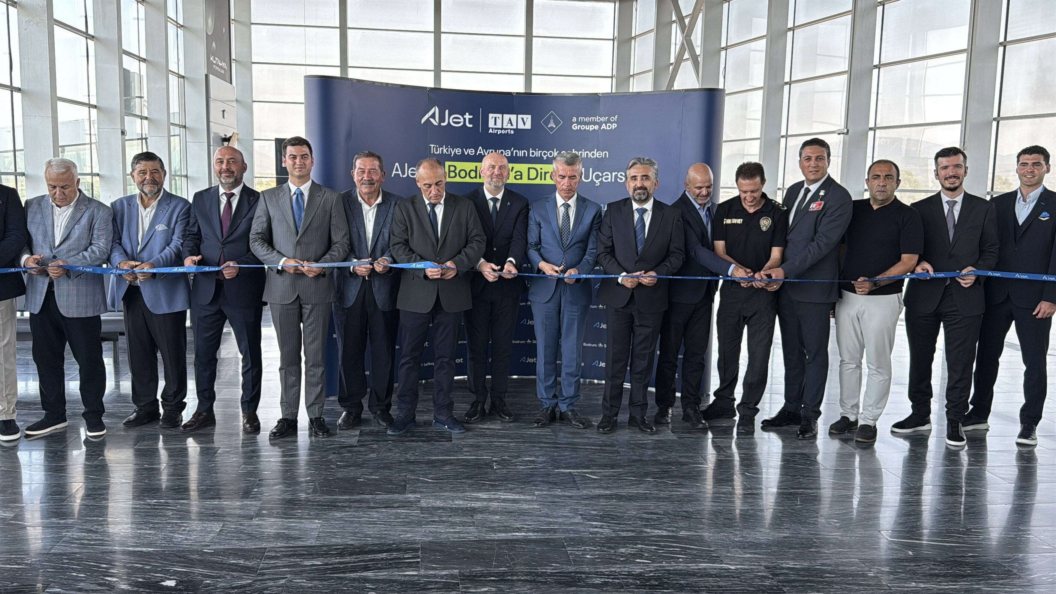 AJet, Milas-Bodrum Havalimanı'nı üçüncü üssü