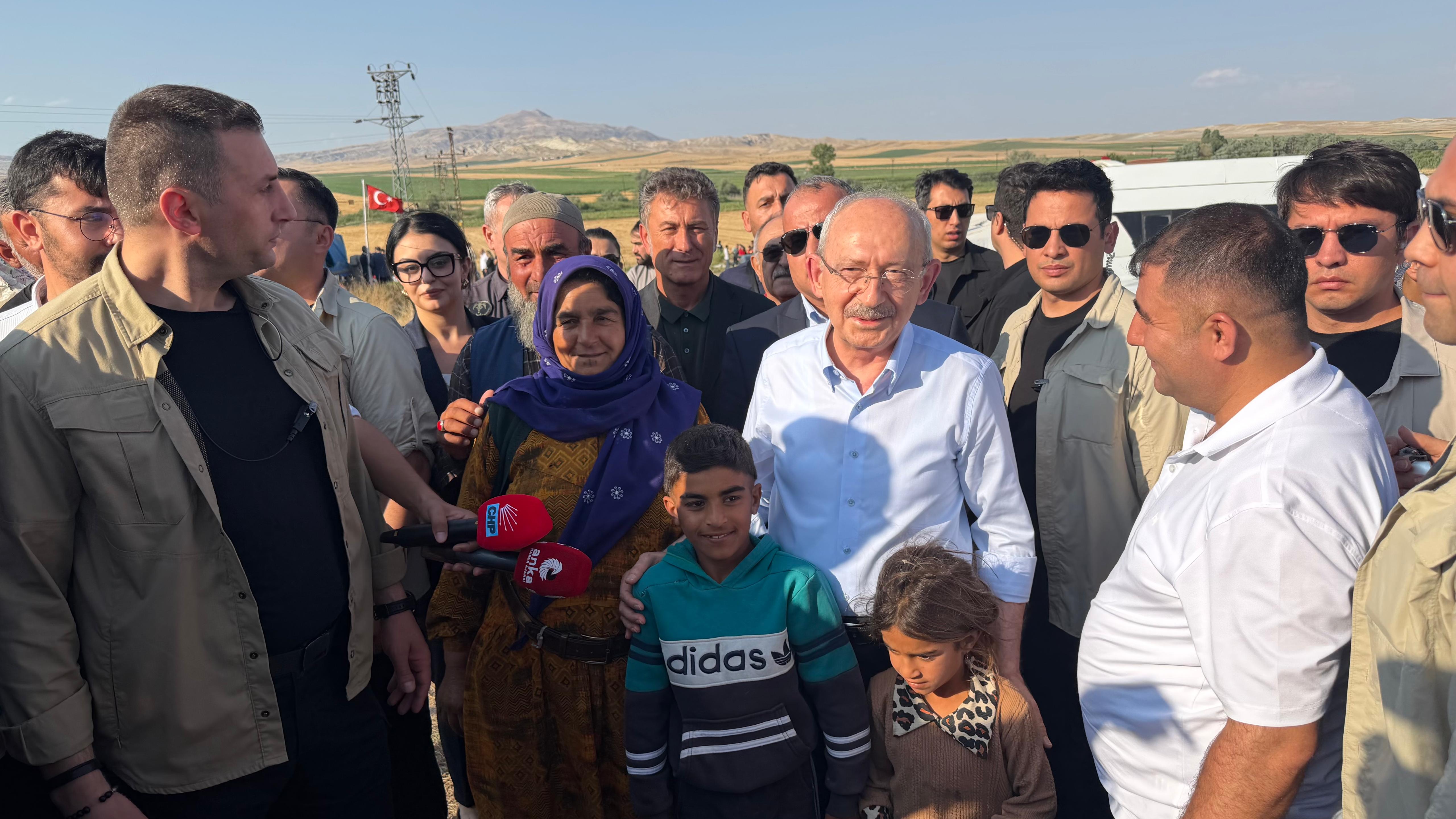 Kemal Kılıçdaroğlu’ndan CHP İçi Tartışmalara Sert Tepki: ‘Beni İlgilendirmiyor, Halkın Sözcüsü Olacağız’