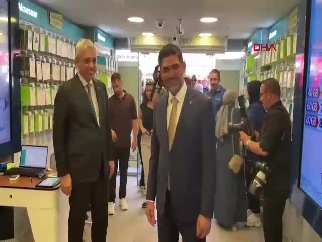 Sağlık Bakanı Kemal Memişoğlu,