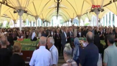 CHP'nin eski milletvekili Olcay Baykal,