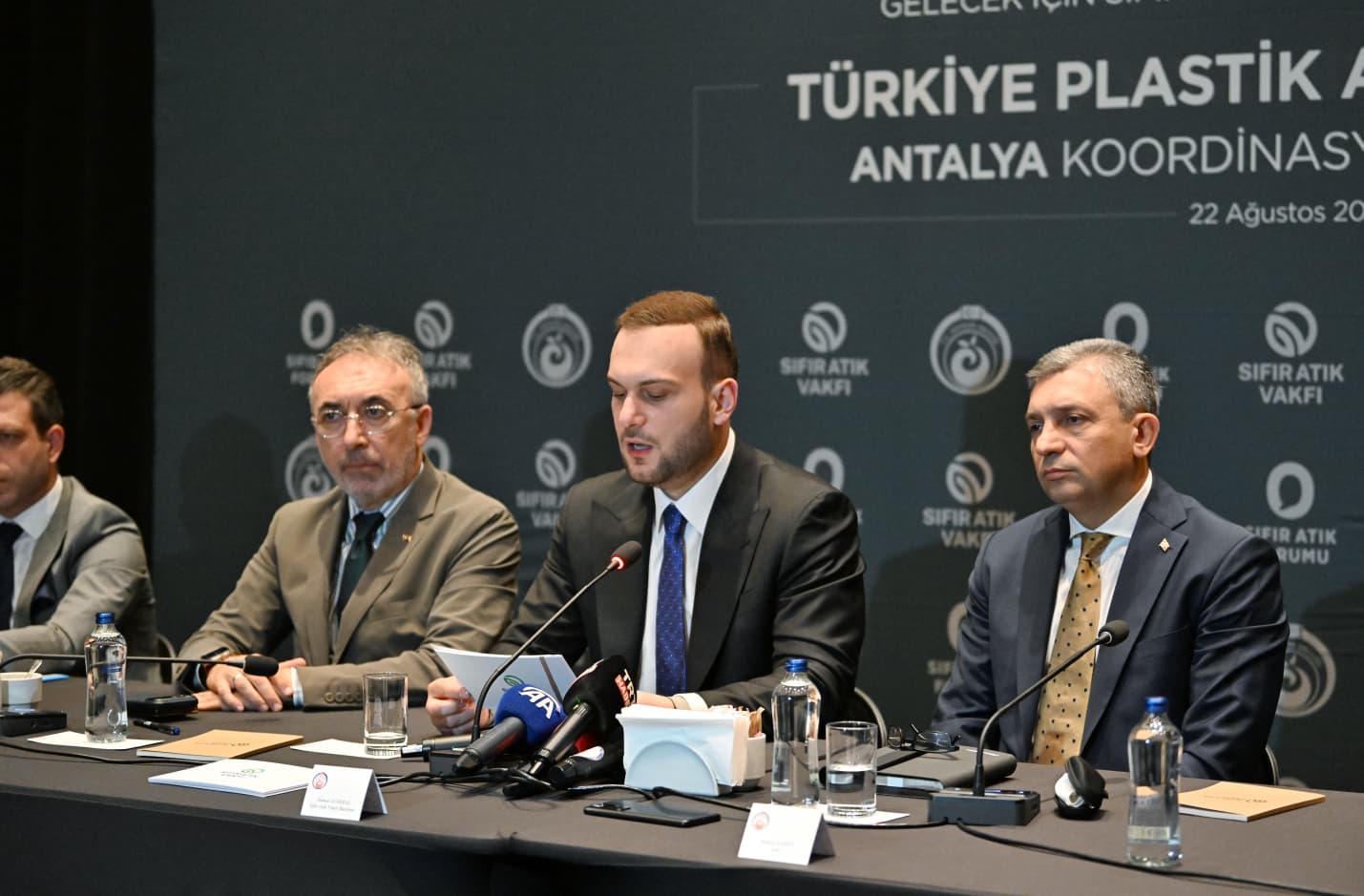 Antalya'da plastik atıklara karşı ortak