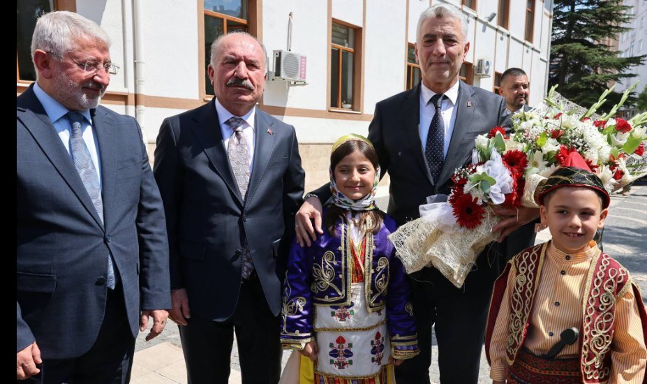 Ticaret Bakanı Ömer Bolat, Çorum'da