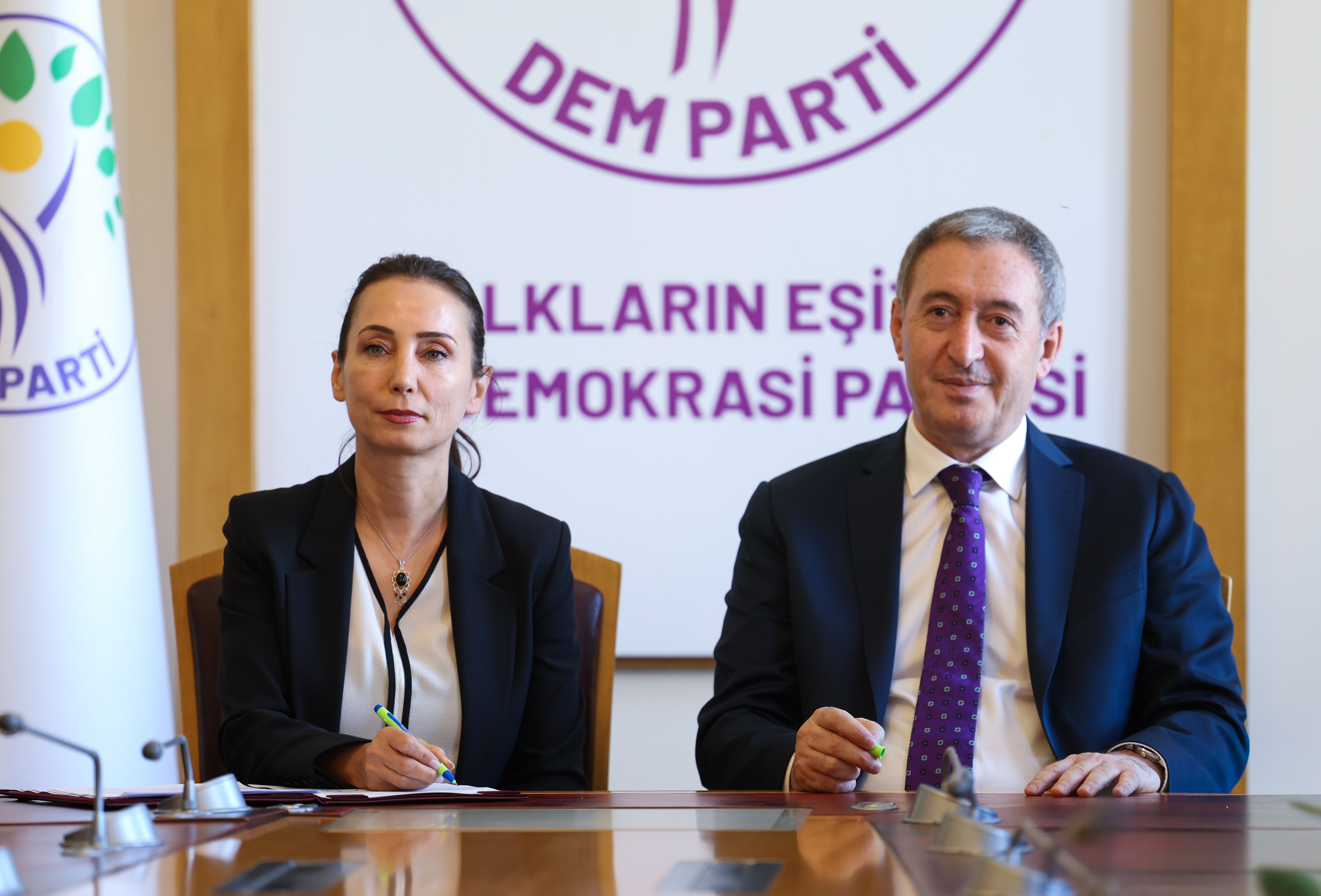 DEM Parti Eş Genel