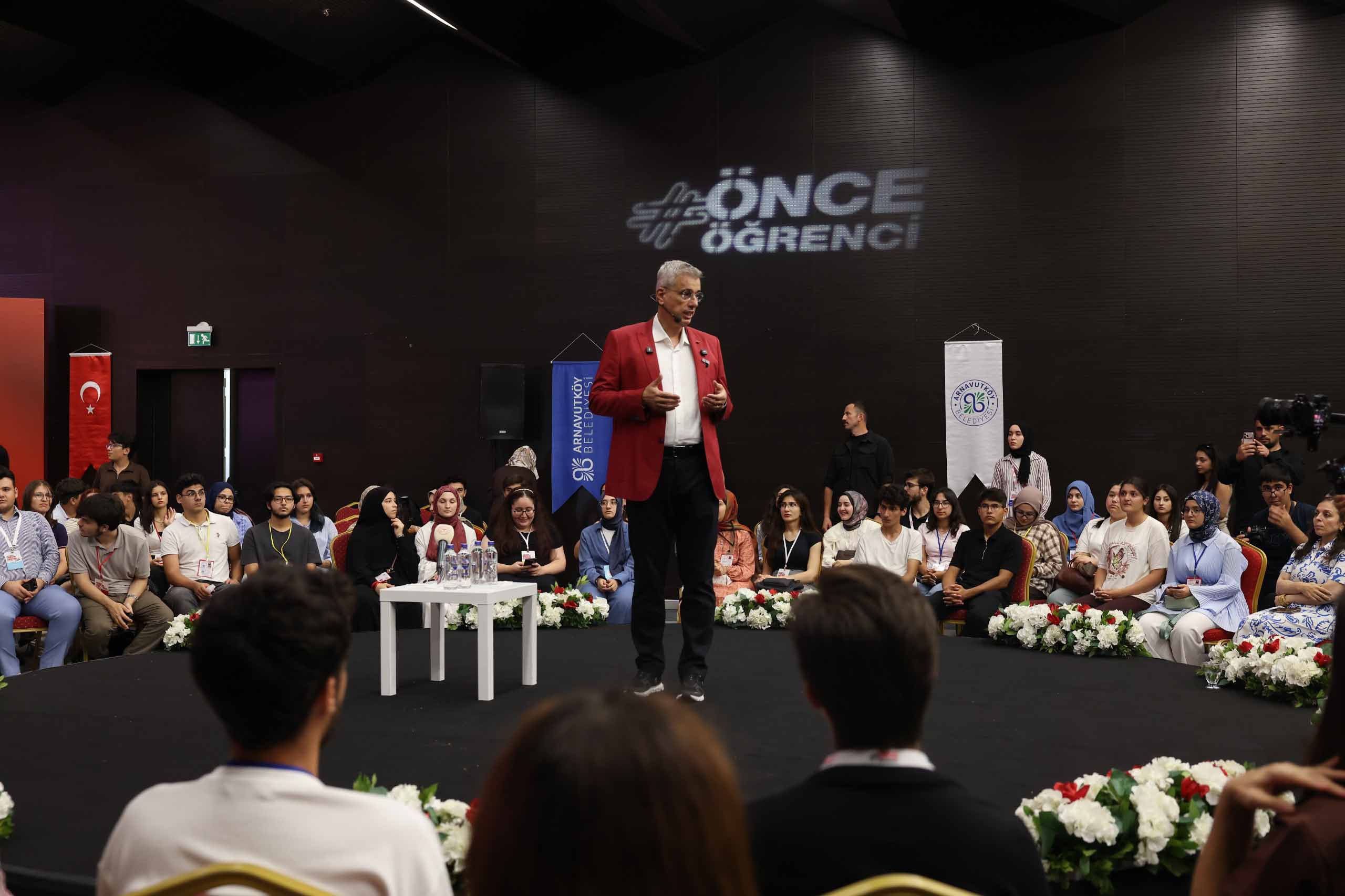 Arnavutköy'de düzenlenen Üniversite Tercih Destek