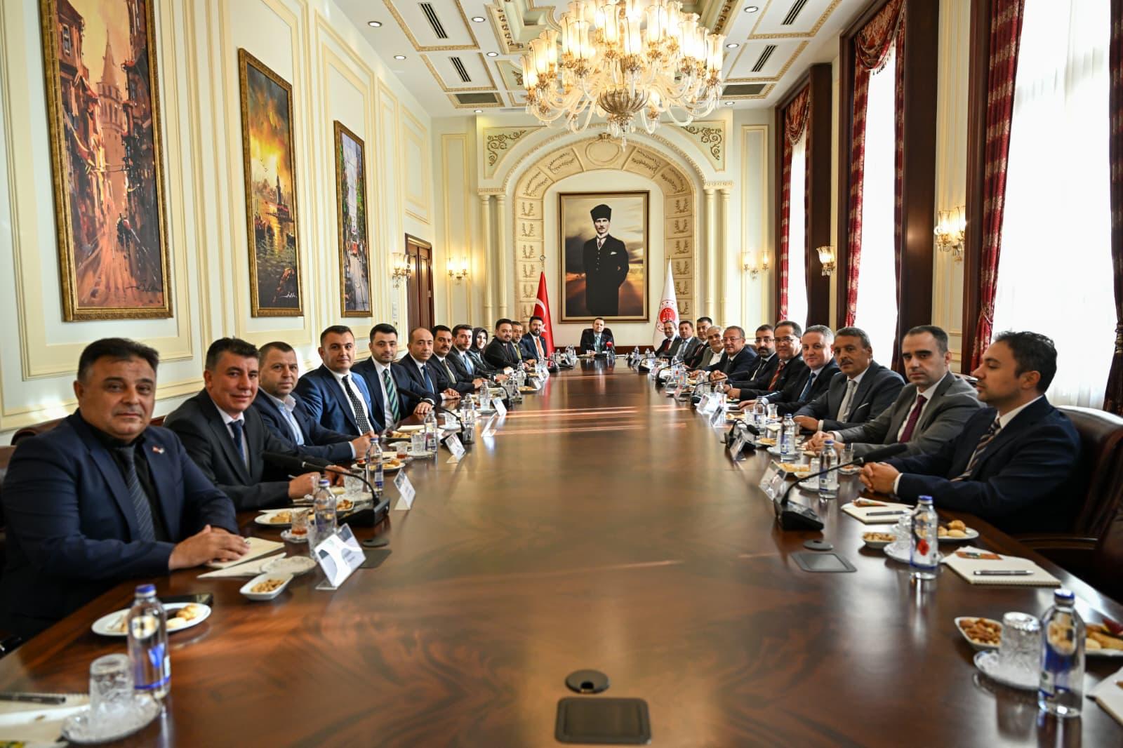 Adalet Bakanı Akın Gürlek, AK
