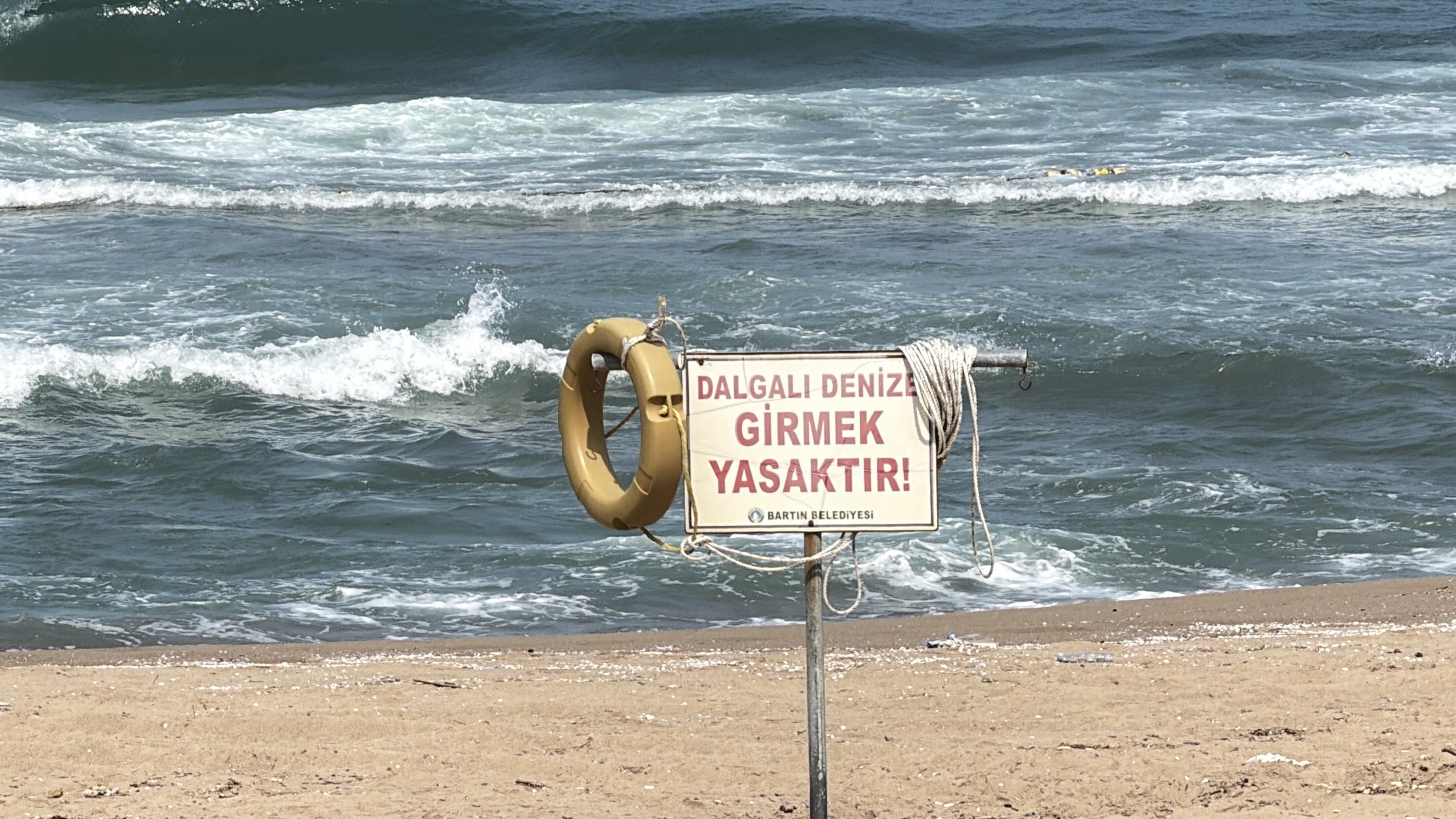 Bartın'da kuvvetli rüzgar nedeniyle