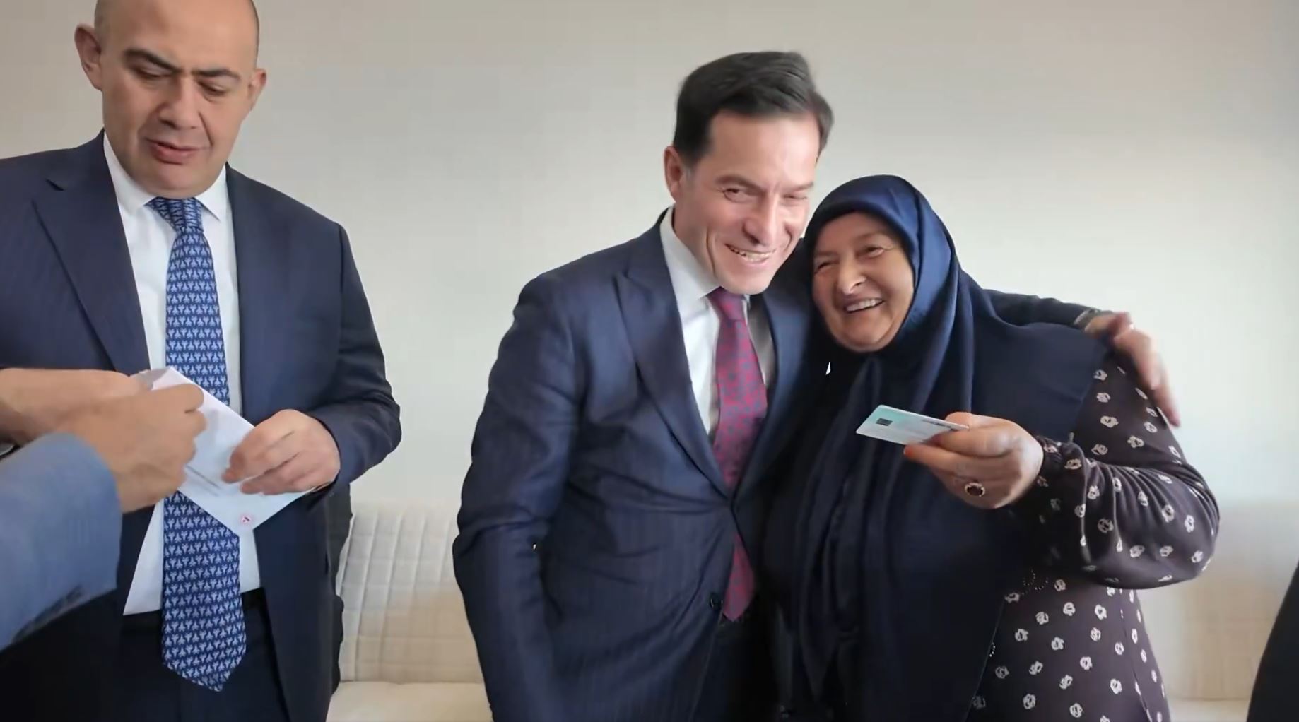 İçişleri Bakanlığı yetkilileri, Elazığ'daki geçici