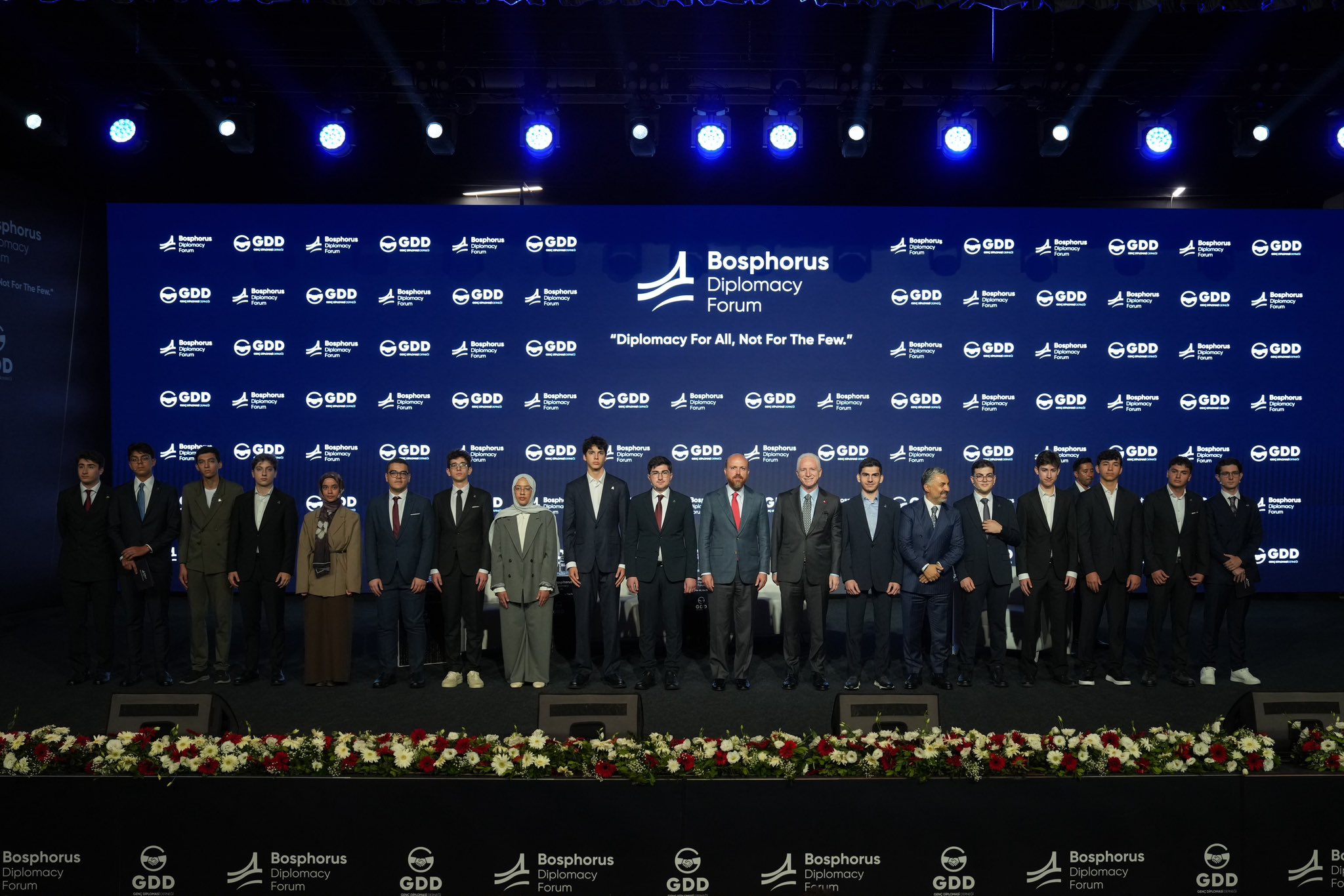Bosphorus Diplomasi Forumu, 'Krizler