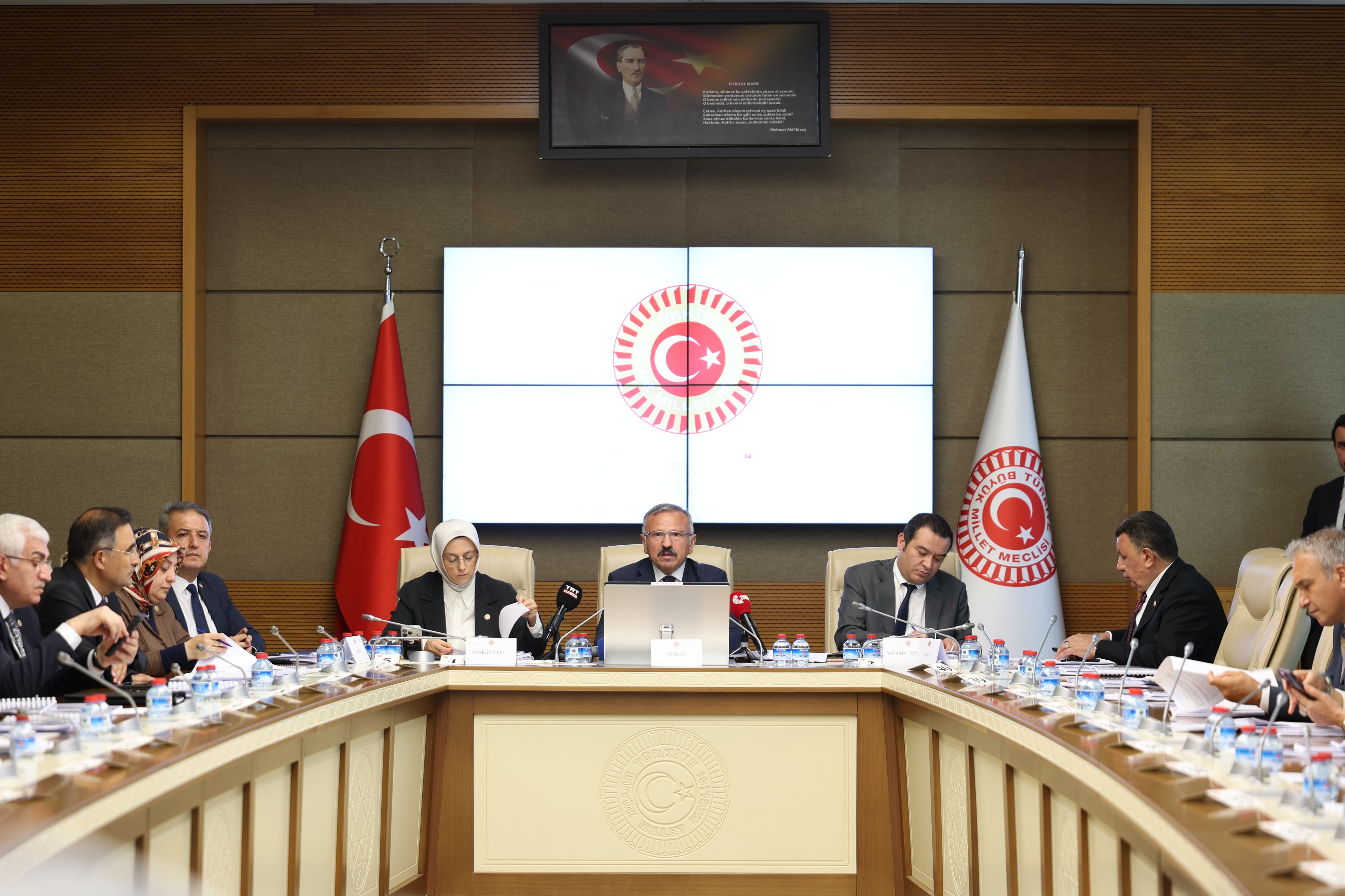 TBMM Komisyonu'nda konuşan Kamu Denetçisi