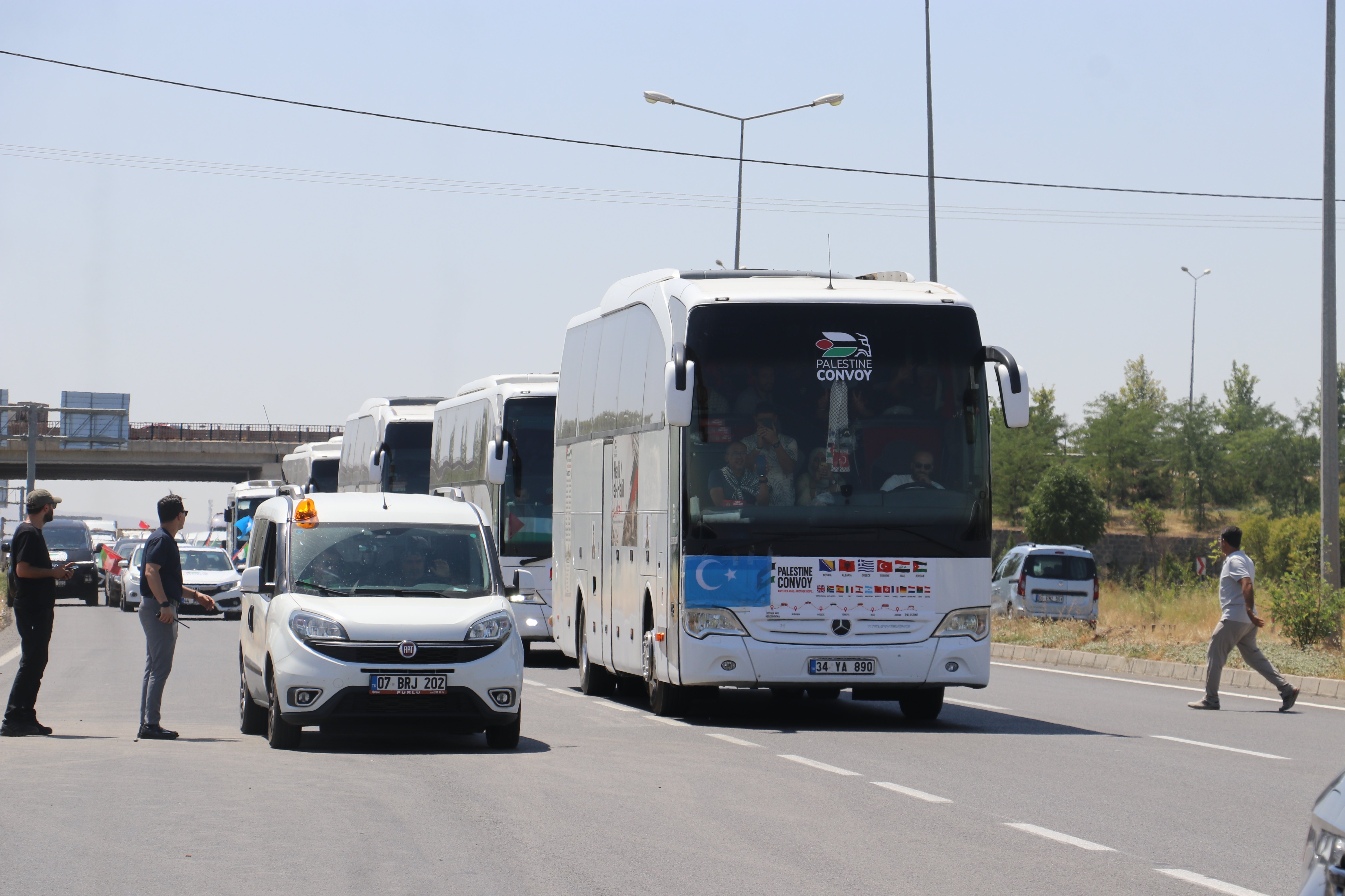 Filistin Konvoyu Diyarbakır'da coşkuyla