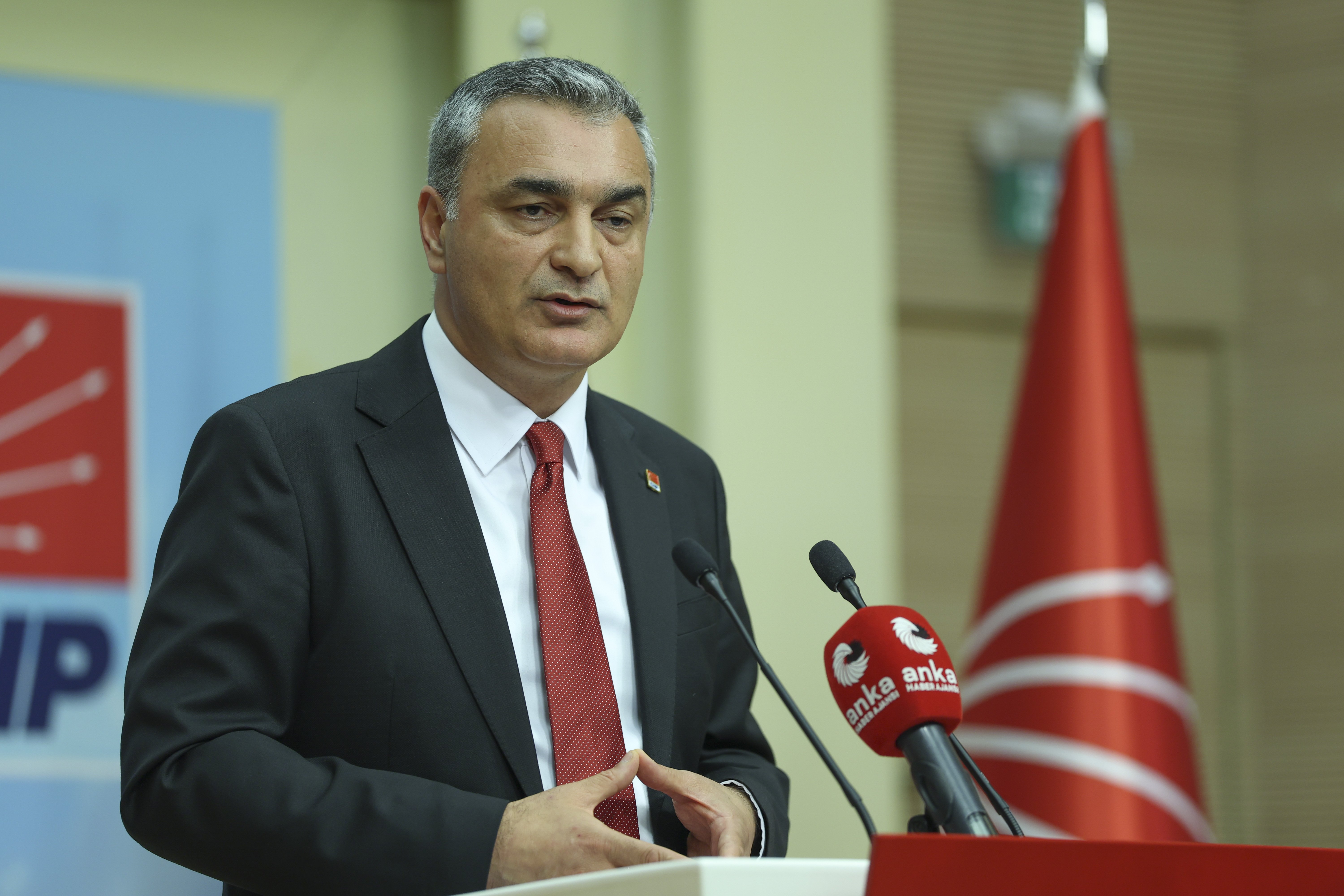 CHP MYK, 5 ile yeni