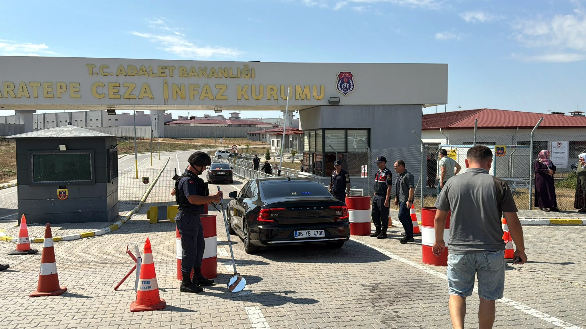 Zafer Partisi Genel Başkanı Ümit