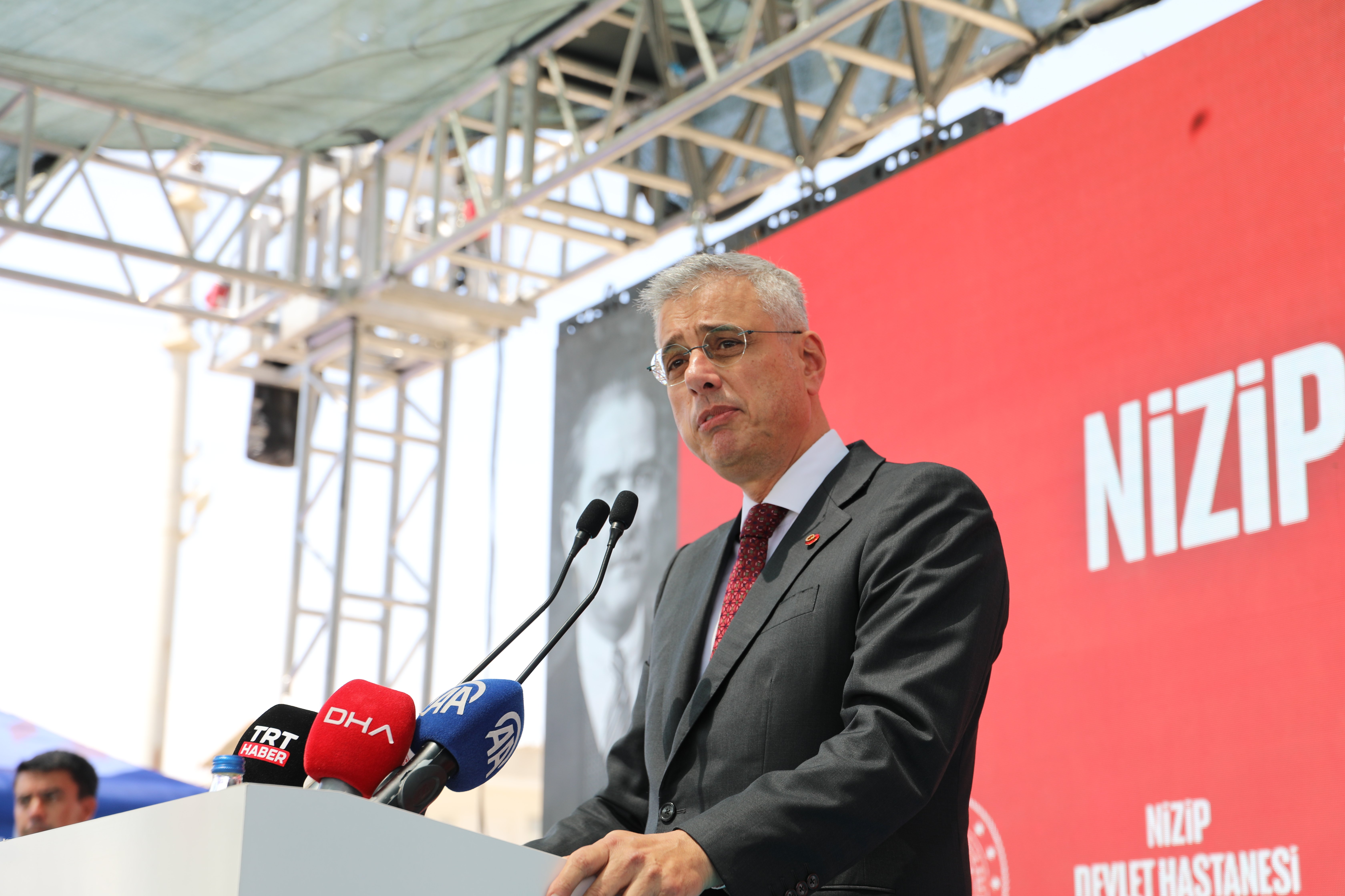 Sağlık Bakanı Kemal Memişoğlu,