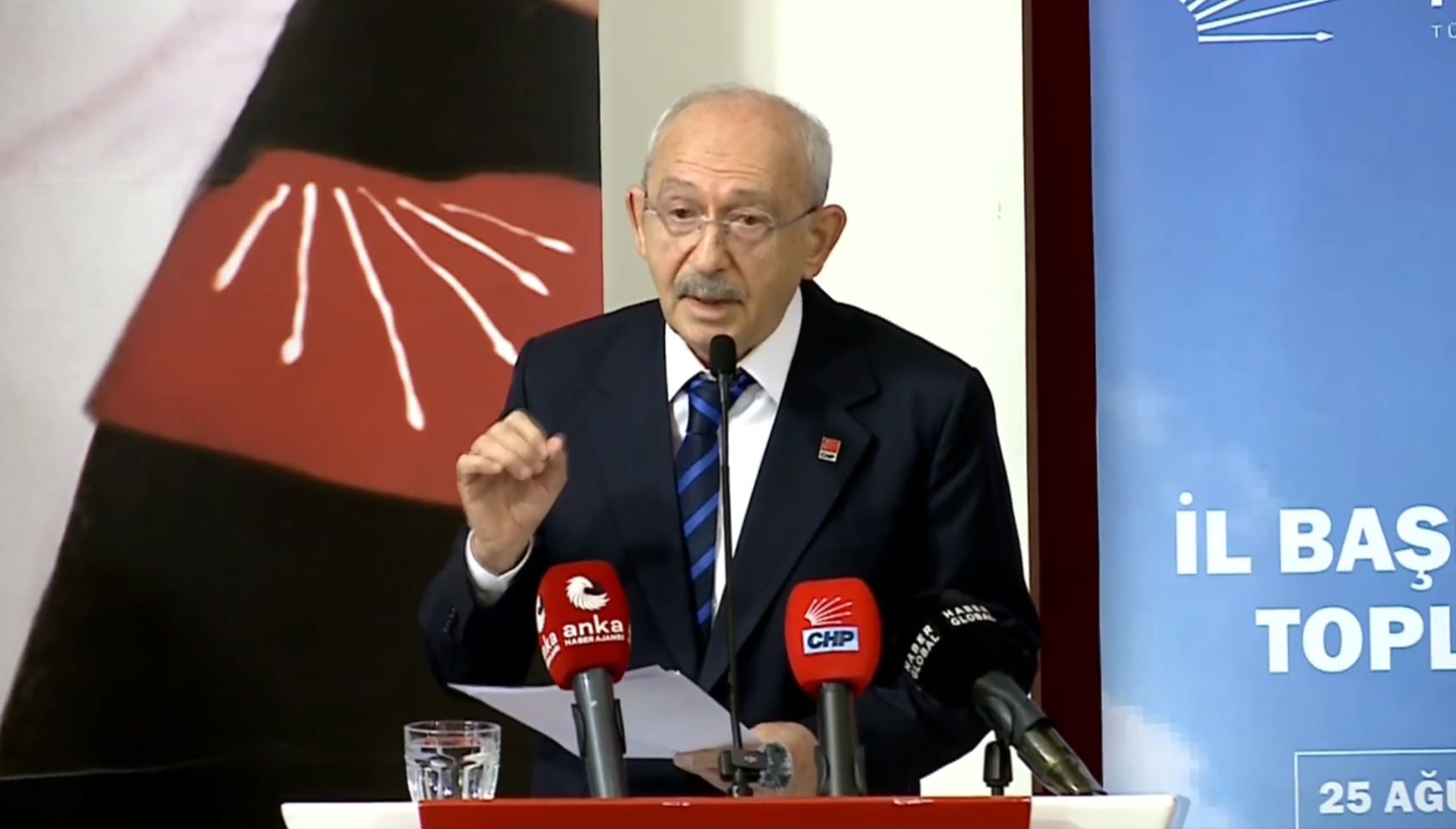 CHP Genel Başkanı Kemal Kılıçdaroğlu,
