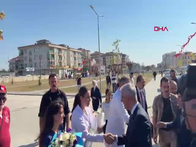Sağlık Bakanı Kemal Memişoğlu