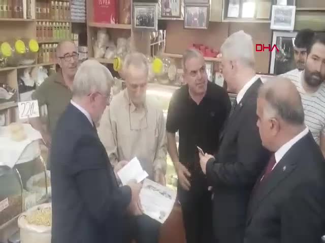 Ticaret Bakanı Ömer Bolat,
