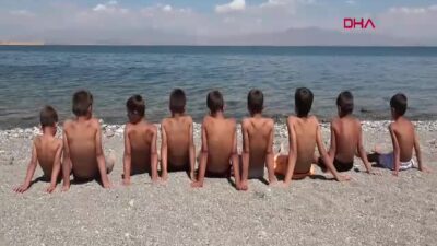 Van Gölü'nün sodalı suyu, yaz