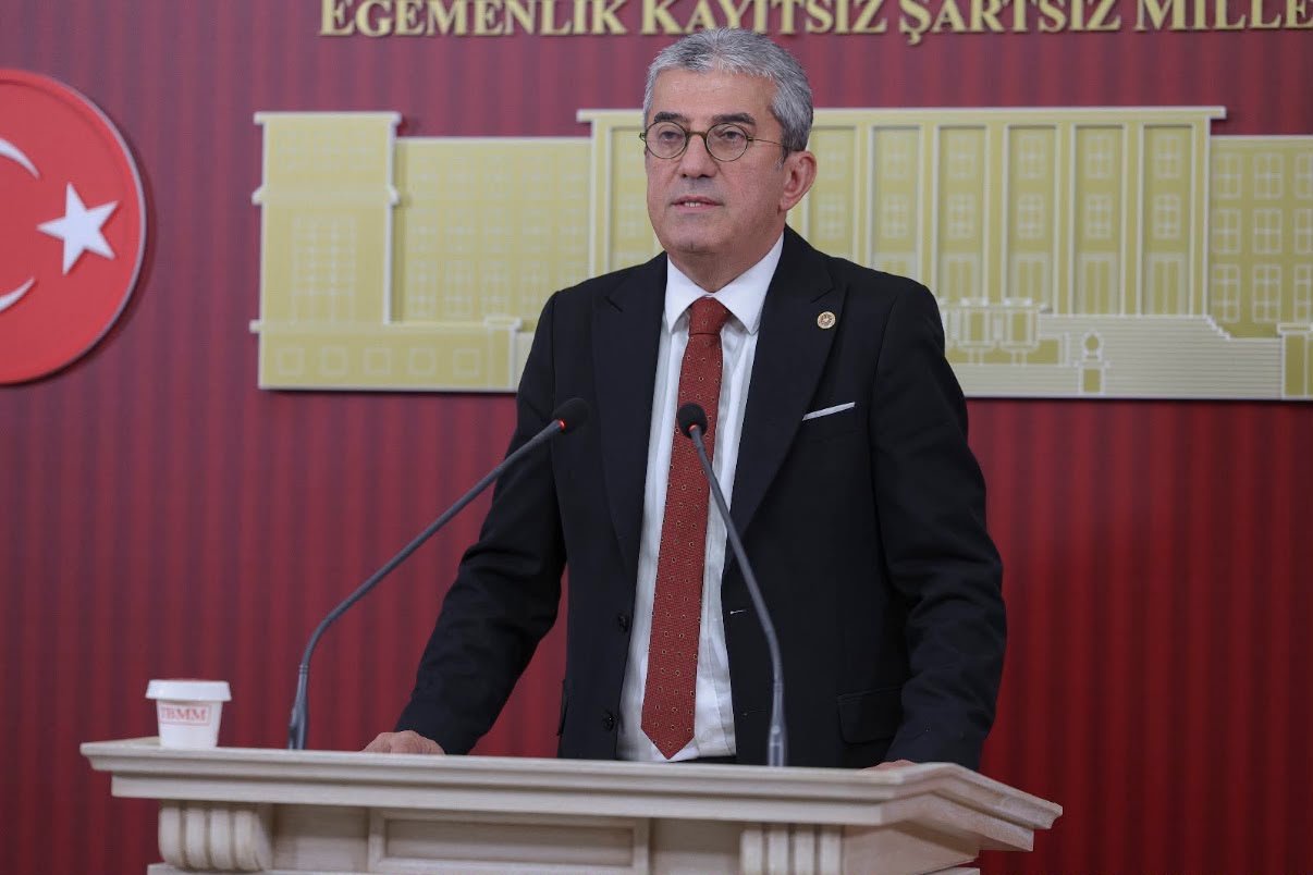 Yeni Parti Grup Başkan Vekili