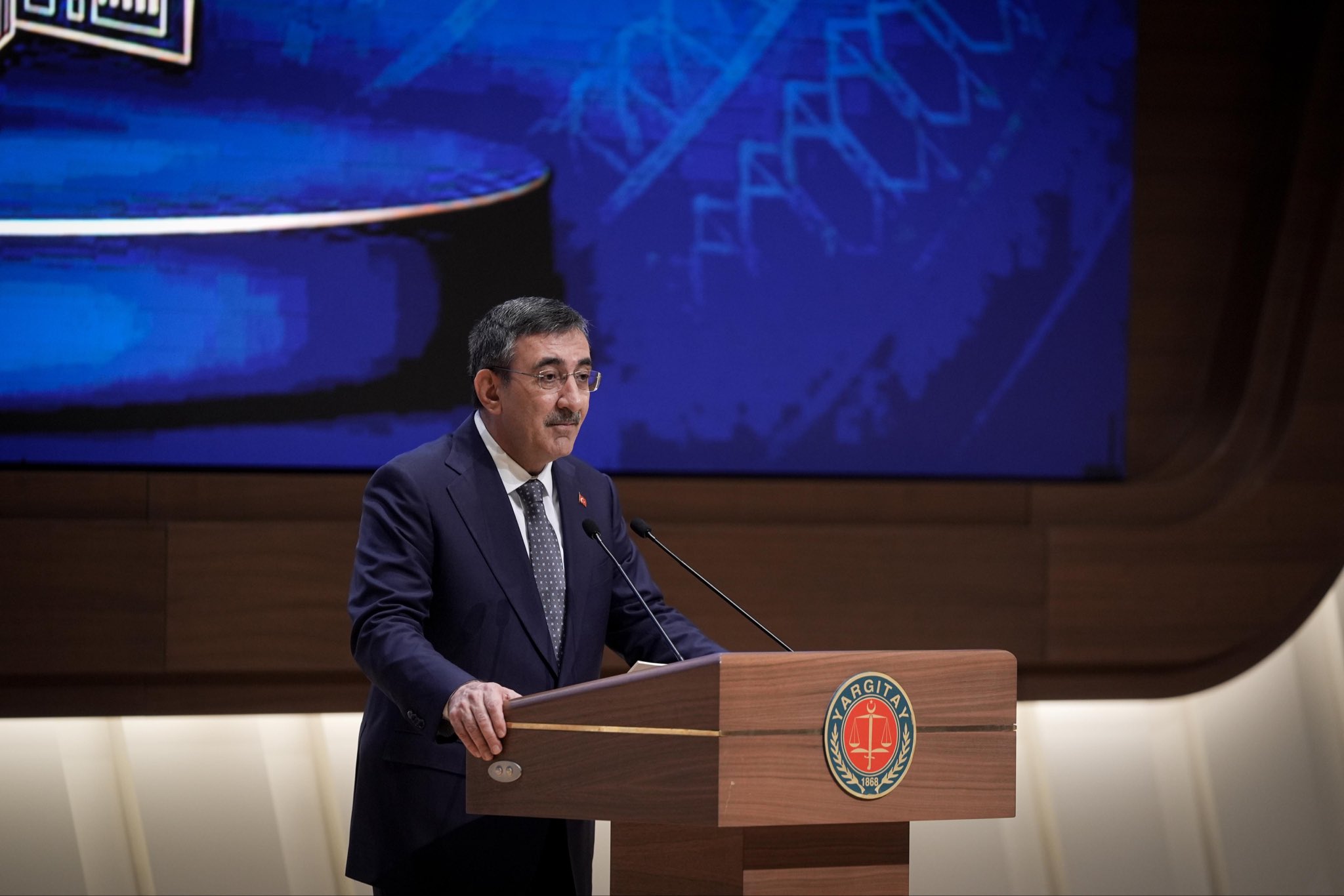 Cumhurbaşkanı Yardımcısı Cevdet Yılmaz, adli