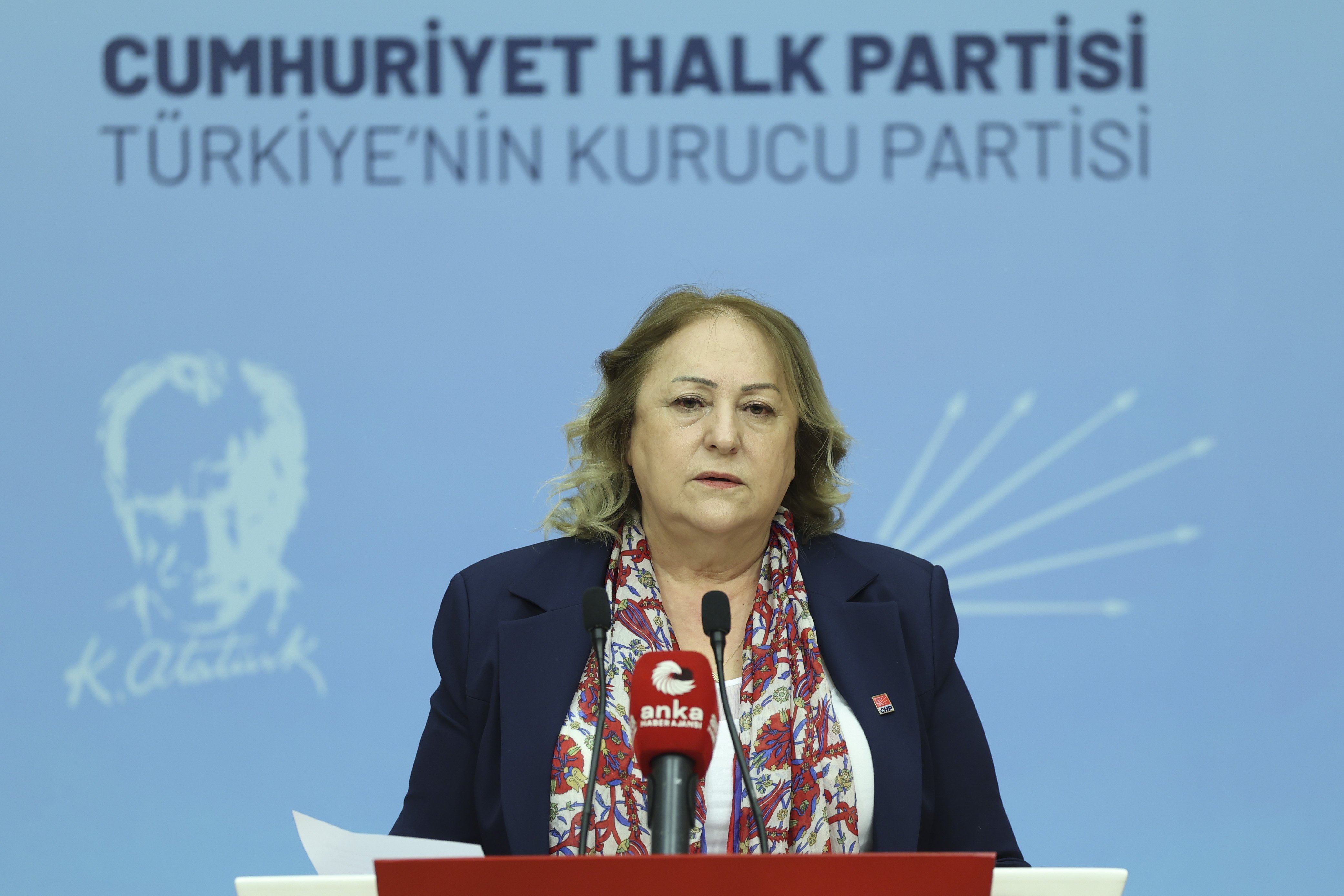 CHP Kadın Kolları Genel Başkanı