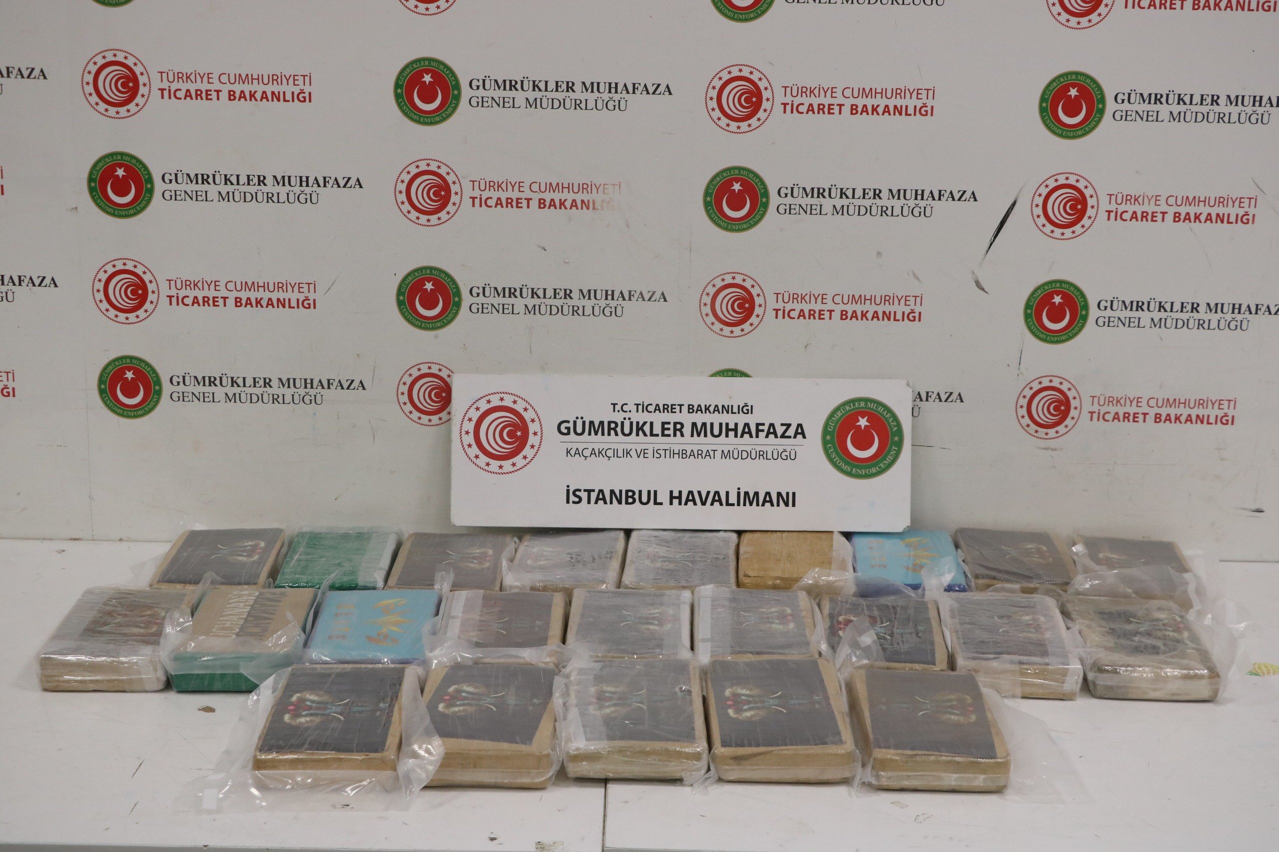İstanbul Havalimanı'nda Meksika'dan gelen yolcunun