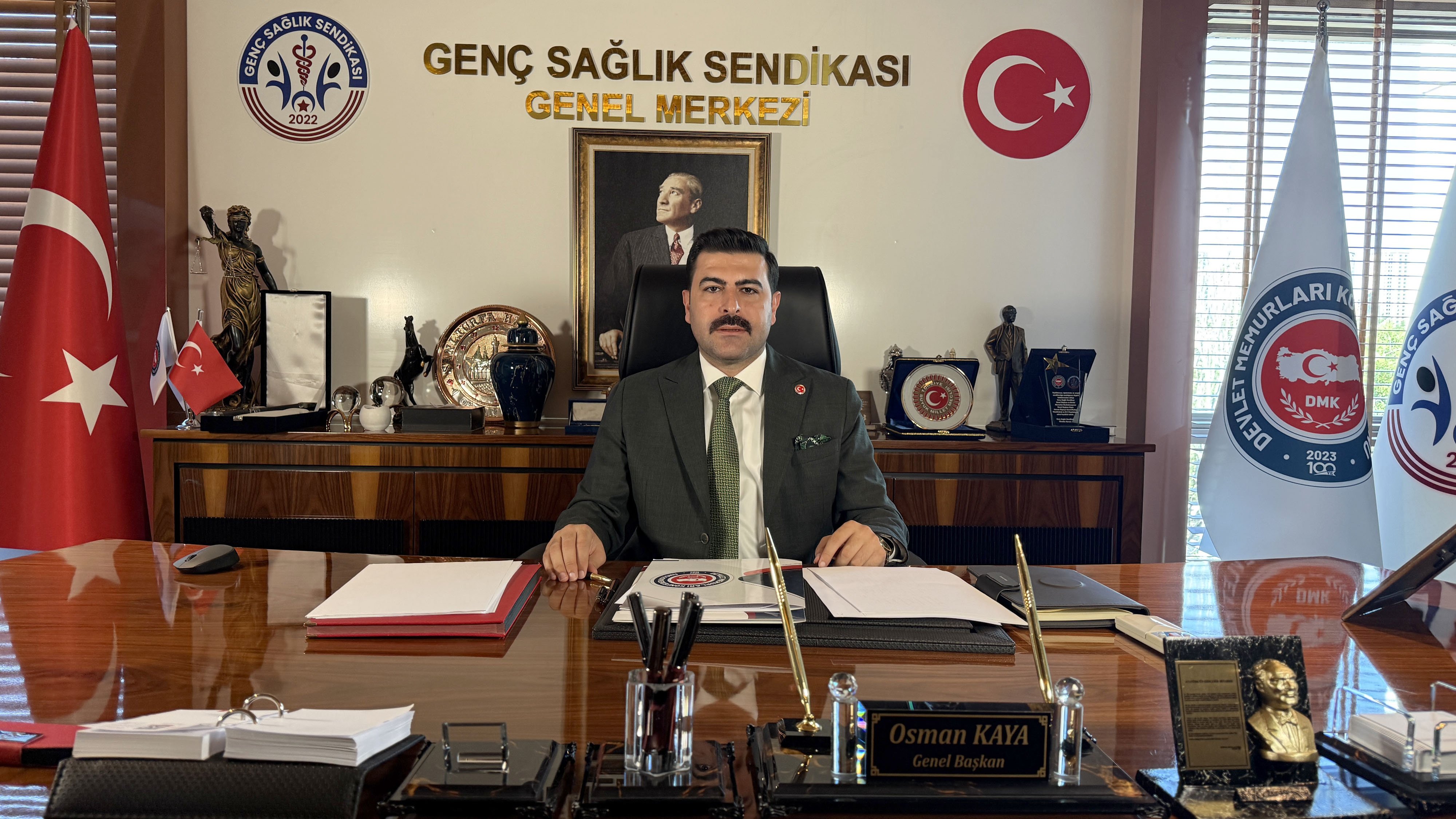 Devlet Memurları Konfederasyonu Genel Başkanı