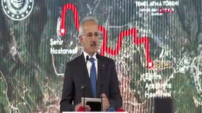 Ulaştırma ve Altyapı Bakanı Abdulkadir
