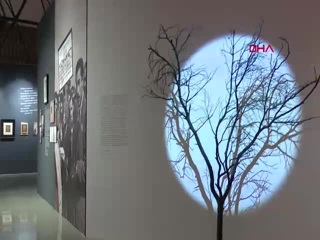 Nâzım Hikmet’in en kapsamlı sergisi İzmir’de açıldı
