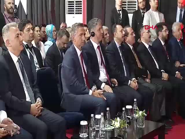 Ulaştırma ve Altyapı Bakanı Uraloğlu, Vodafone İzmir Veri Merkezi’ni Hizmete Açtı
