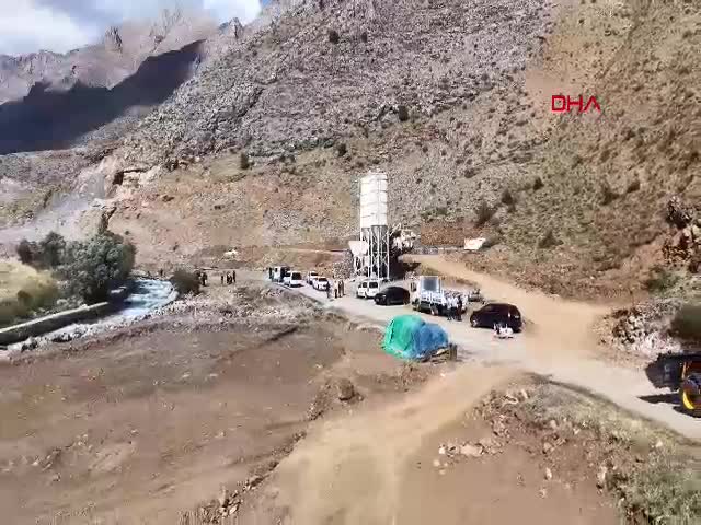 Van Bahçesaray’da 200 milyon