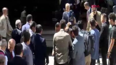 Ulaştırma ve Altyapı Bakanı Abdulkadir