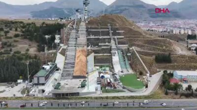 Erzurum'daki kayakla atlama kulelerinin beton
