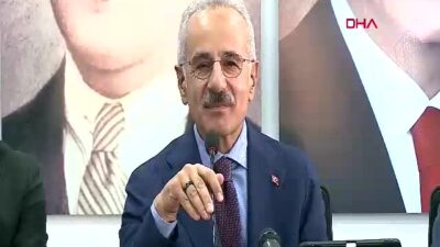 Ulaştırma ve Altyapı Bakanı Abdulkadir