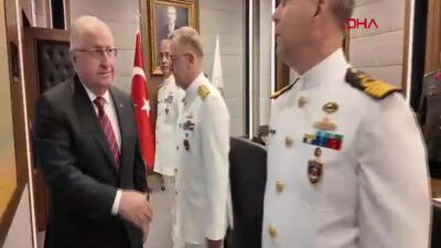 Milli Savunma Bakanı Yaşar Güler,