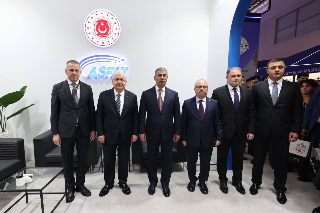 Milli Savunma Bakanı Yaşar Güler,